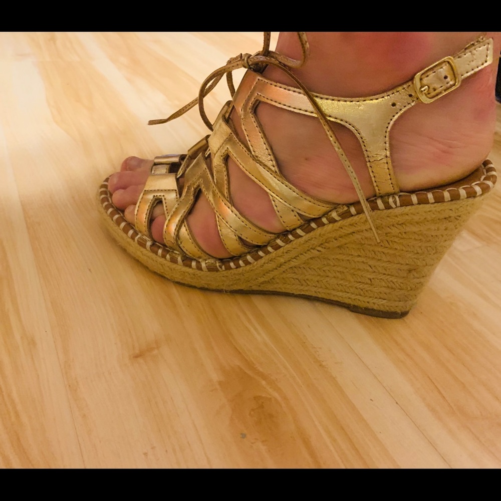 Sandals - Picture 3 of 5